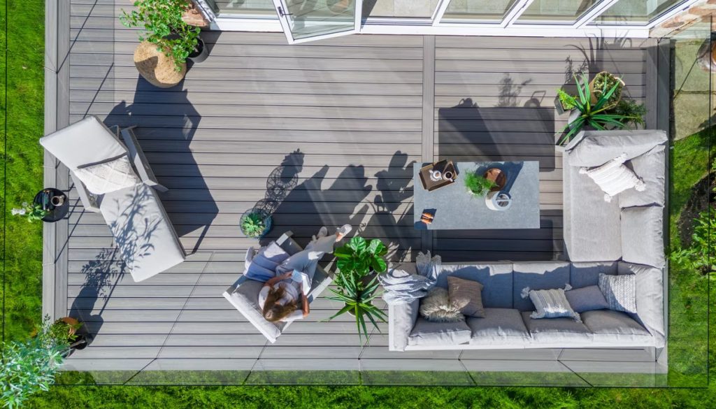 enh-manchester-0085-rh-decking-drone-photography-RH010616E2S56_Large