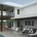 imgi_9_pool-house