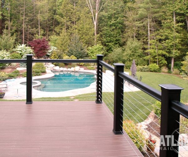 Cable-Railing-System-Near-a-Pool